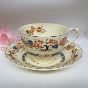 J&G Meakin England  'Sunshine' Vintage TEACUP & Saucer (K619)